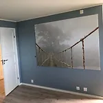 Apartmán Koselig Nyoppusset 3 Roms Med Egen Parkeringsplass I Rolige Omgivelse Naer Sjoen, 2 Mil Nord For Sentrum. *