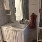Koselig Nyoppusset 3 Roms Med Egen Parkeringsplass I Rolige Omgivelse Naer Sjoen, 2 Mil Nord For Sentrum. Apartmán *