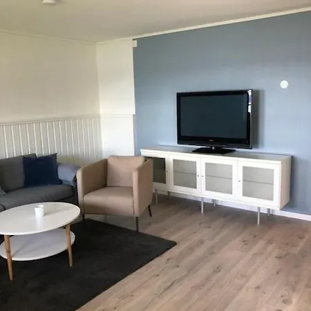Apartmán Koselig Nyoppusset 3 Roms Med Egen Parkeringsplass I Rolige Omgivelse Naer Sjoen, 2 Mil Nord For Sentrum. Bergen